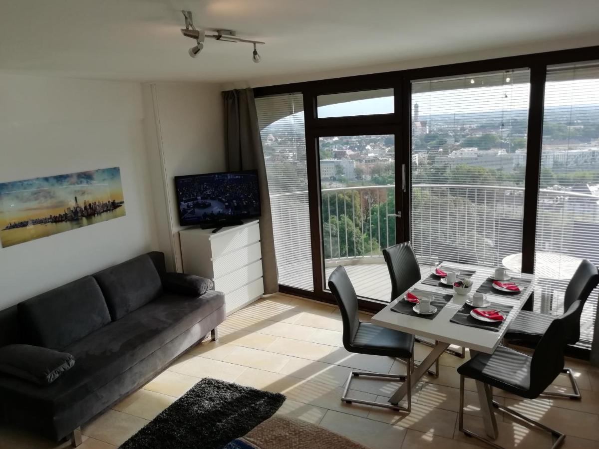 Hotelturm Apartment Аугсбург Екстер'єр фото