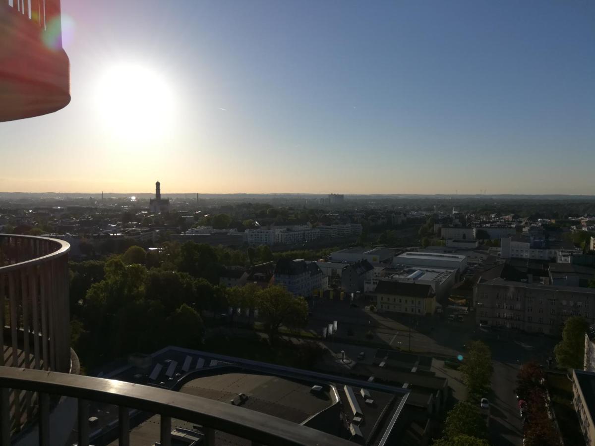 Hotelturm Apartment Аугсбург Екстер'єр фото